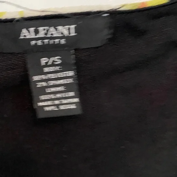 Ladies shirt - Picture 4 of 4